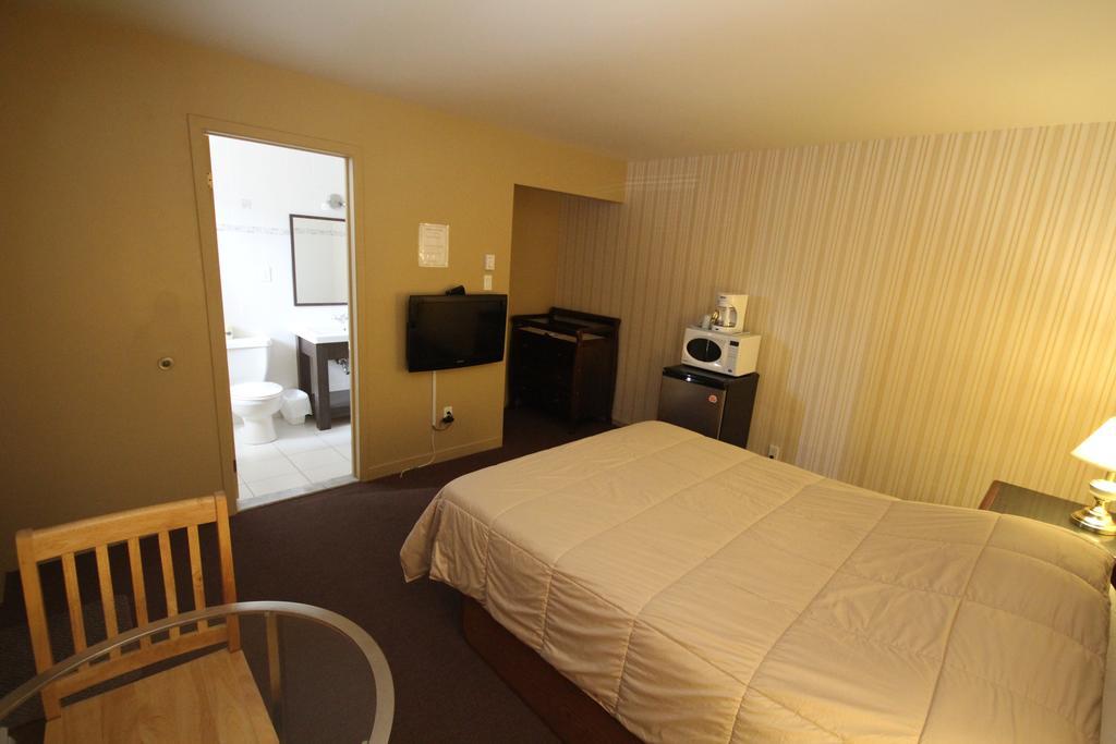 Motel Grande Ile Salaberry-de-Valleyfield Eksteriør bilde