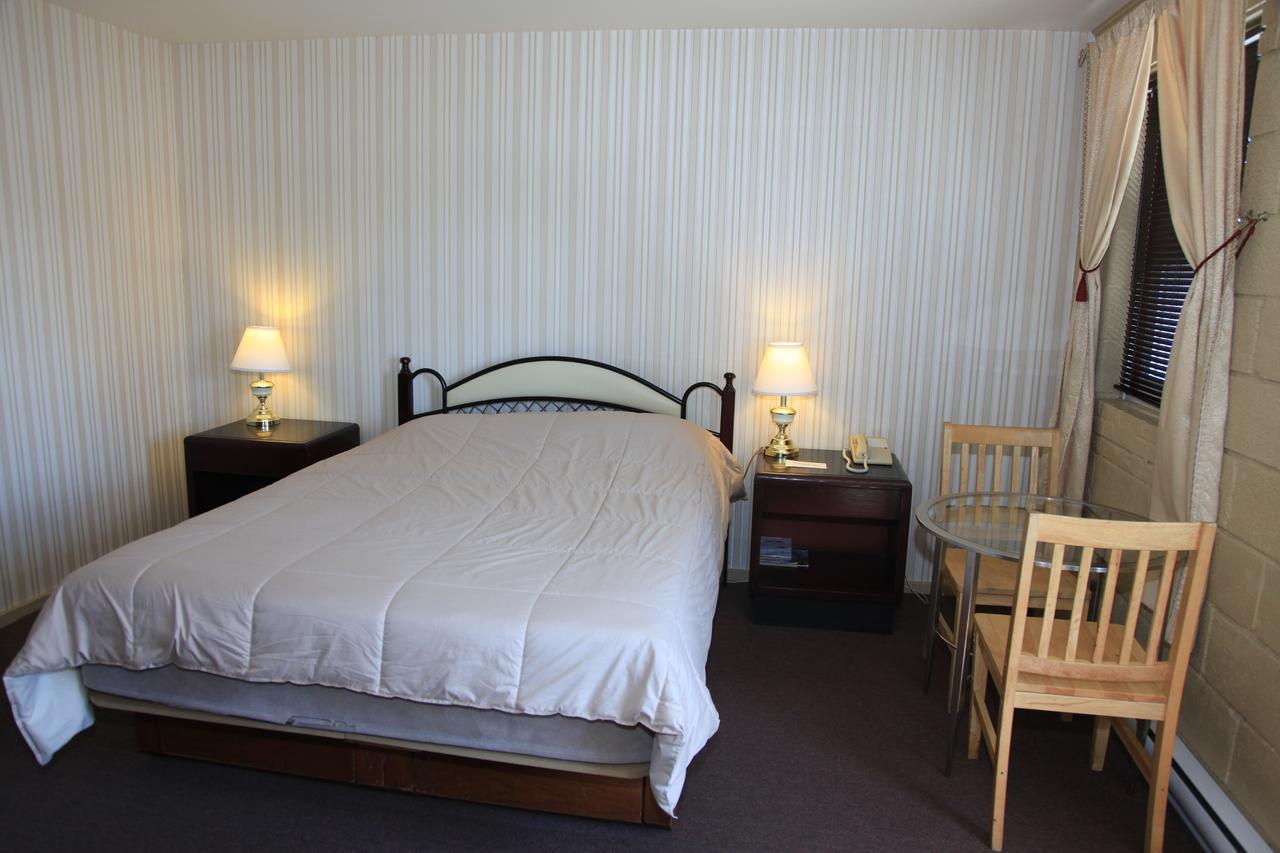 Motel Grande Ile Salaberry-de-Valleyfield Eksteriør bilde