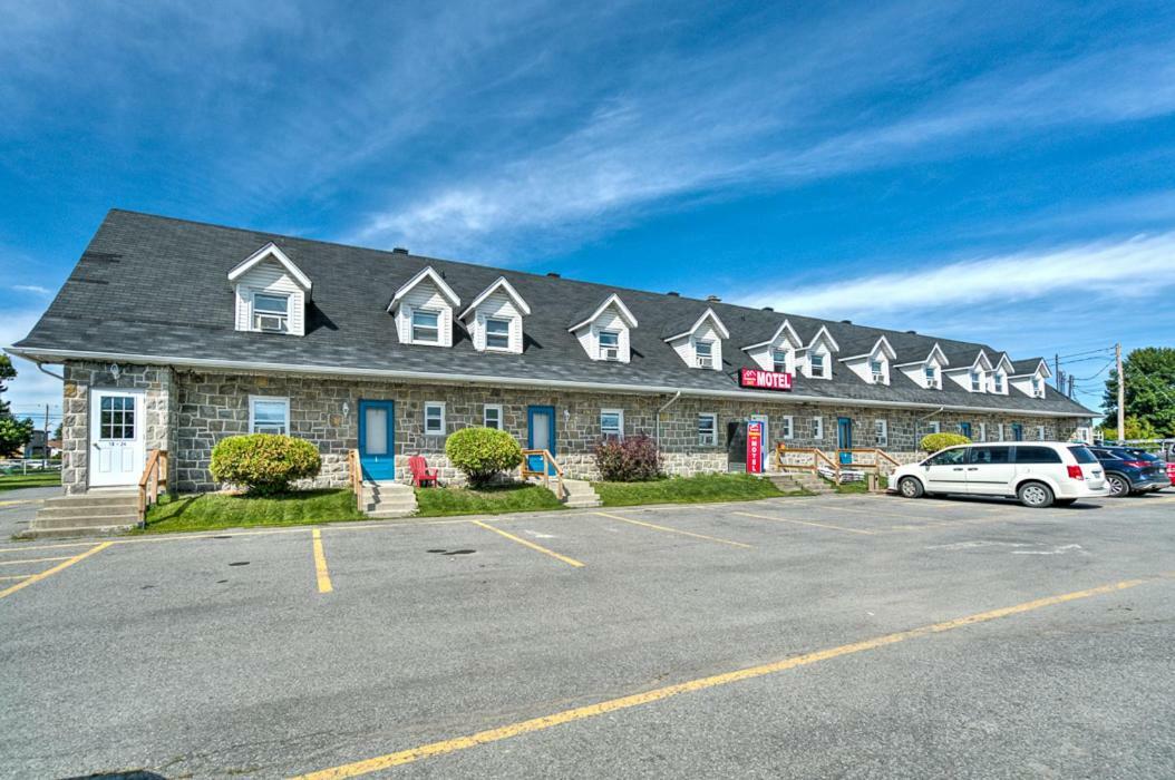 Motel Grande Ile Salaberry-de-Valleyfield Eksteriør bilde